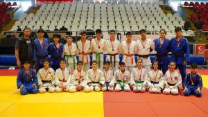 Manisa'da Anadolu Yıldızlar Ligi Judo İl Seçmeleri yapıldı