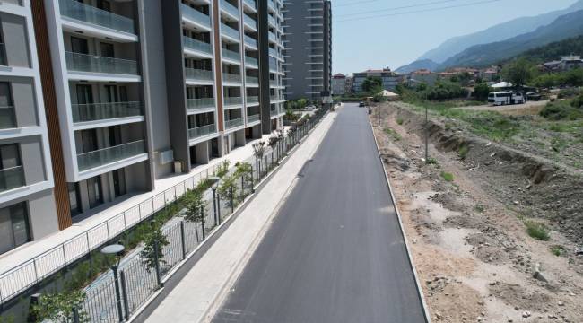Manisalıların Yoğun Kullandığı Caddelerde Büyükşehir’den Yol Çalışması