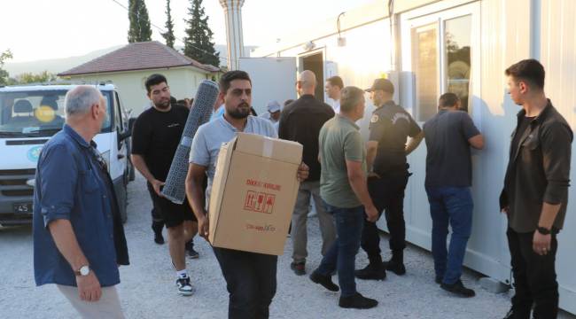 Manisa Büyükşehir Belediyesi Yangının Yaralarını Sarıyor