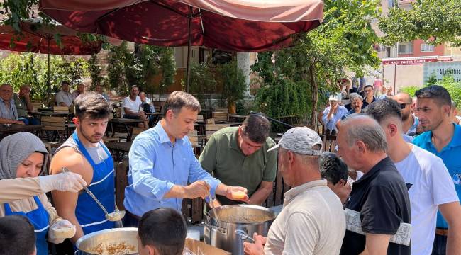 YUNUSEMRE’DEN 8 NOKTADA AŞURE İKRAMI