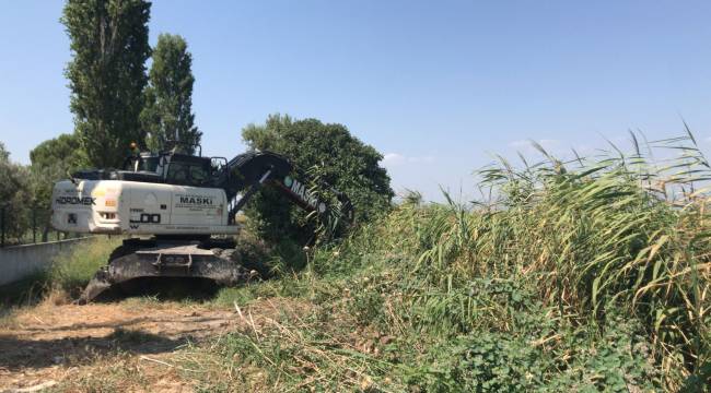 Daha Sağlıklı Bir Çevre İçin Derelerde Temizlik Sürüyor