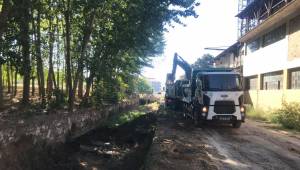  Daha Sağlıklı Bir Çevre İçin Seyitali Mahallesinde Dere Temizliği