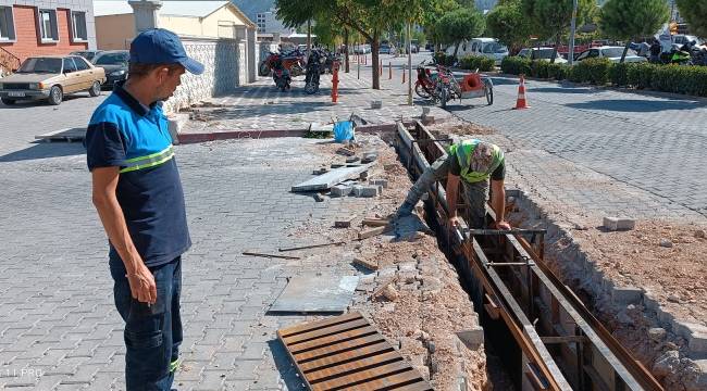 Kırkağaç’ta Yağmursuyu Izgara Montajı Yapıldı