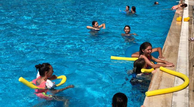 Turgutlu Belediyesi Yaz Spor Okulları ve Kültür Kurslarında Yaz Sezonuna Eğlenceli Veda