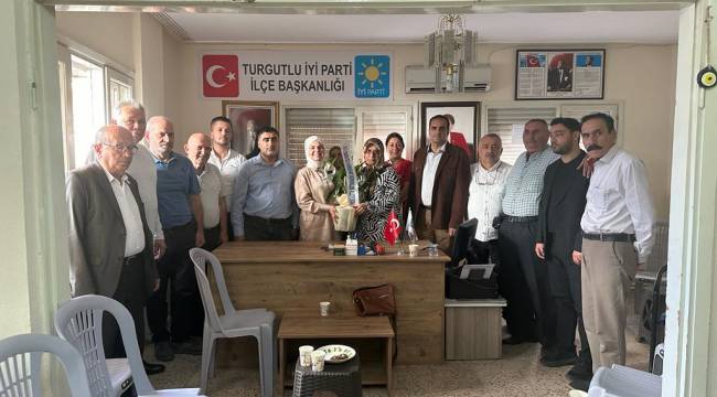 Turgutlu Hemşehri Dernekleri’nden İYİ Parti’ye ziyaret