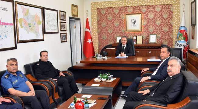 VALİ ÜNLÜ, KAZALARIN YAŞANDIĞI KAVŞAKTA İNCELEMEDE BULUNDU