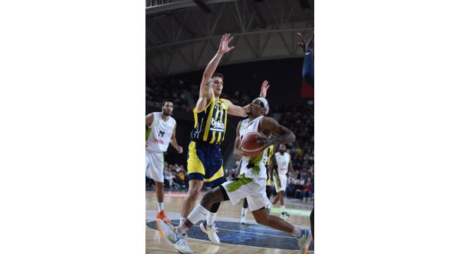 Manisa BBSK,Fenerbahçe Beko’ya Mağlup oldu