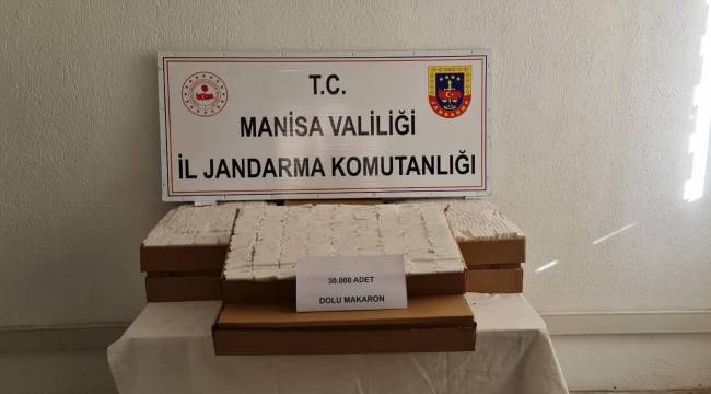 OTOBÜSÜN BAGAJINDA 30 BİN ADET BANDROLSÜZ MAKARON BULUNDU