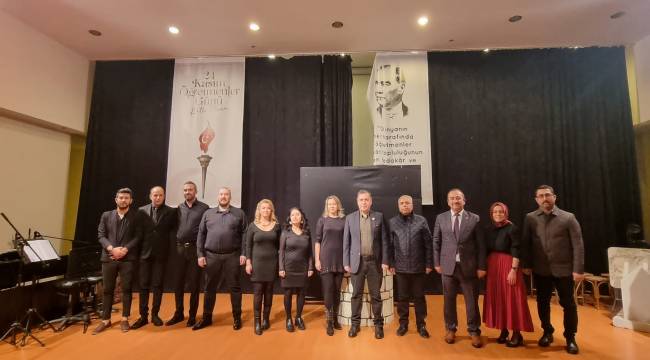 TURGUTLU'DA ÖĞRETMENLER İÇİN MÜZİK ve TİYATRO PROGRAMI DÜZENLENDİ