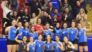 YUNUSEMRE'NİN SULTANLARI LİDERLİĞİ PERÇİNLEDİ: 3-0