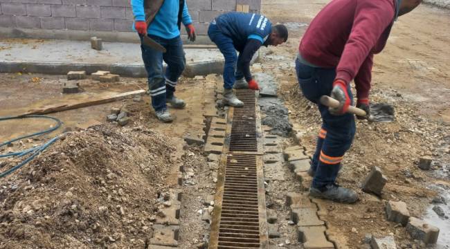 Alaşehir Beş Eylül Mahallesinde Yağmur Suyu Izgarası Yapıldı