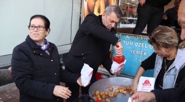 CHP İlçe Teşkilatı Şehitler İçin Lokma Hayrı Düzenledi