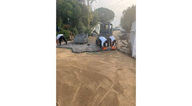 Emirhacılı’nın 12 Milyonluk Yatırımında Üstyapı Devam Ediyor