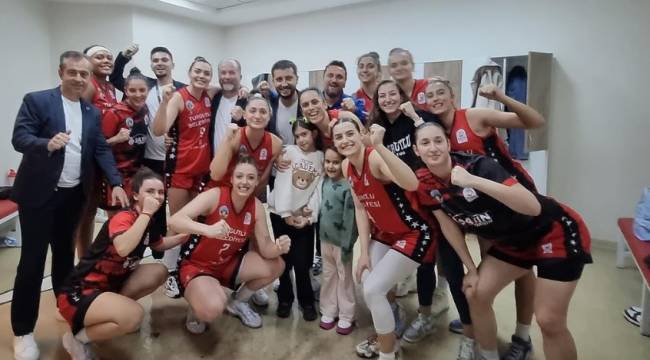 Lauren Ebo Yıldızlaştı, Turgutlu Belediyespor kazandı