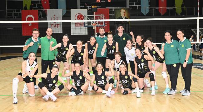 MANİSA BBSK: 3 ARKAS SPOR: 0