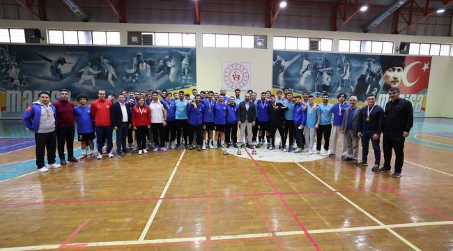 Manisa’da yapılan ÜNİLİG Hentbol Bölgesel Lig Müsabakaları sona erdi