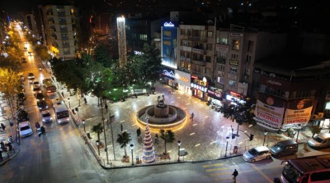 Manisalılar Meydanına Kavuştu