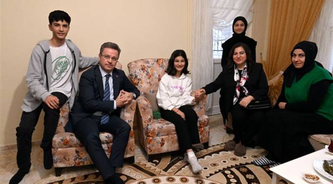 Vali Enver Ünlü’den, Kaza Mağduru Fatma Zöhre’ye Ziyaret