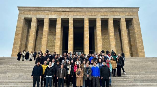 YUNUSEMRE BELEDİYESİ, 100. YILDA 100 GENCİ TUSAŞ’A GÖTÜRDÜ