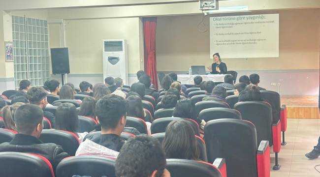 Büyükşehir’den Öğrencilere Akran Zorbalığı ve Siber Zorbalık Semineri