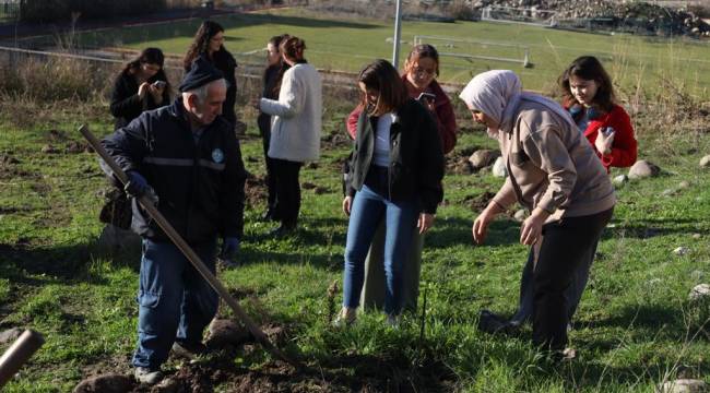 Büyükşehir, Gençleri Toprakla Buluşturdu