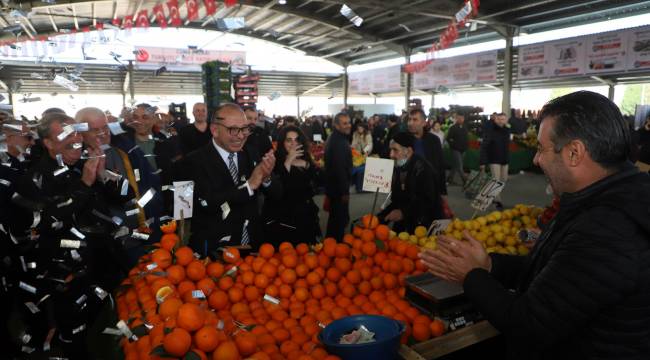 Cuma Pazarı Kapılarını Açtı