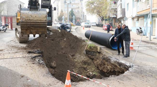 Ulutepe Caddesinin Yağmur Suyu Hattı Çalışmaları Başladı