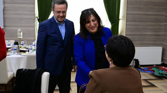 Vali Enver Ünlü ve Eşi Sema Ünlü Özel Bireyler İle Buluştu