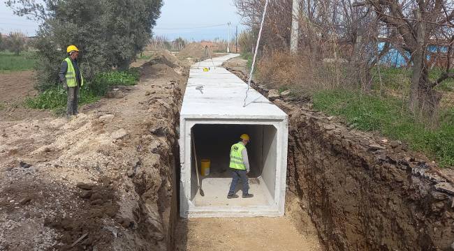 İstasyonaltı Mahallesinde Menfez Çalışmaları Sürüyor