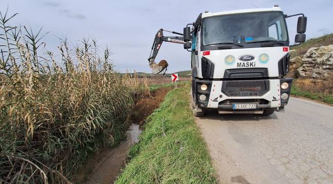 MASKİ’den Dibekdere Mahallesinde Dere Temizliği