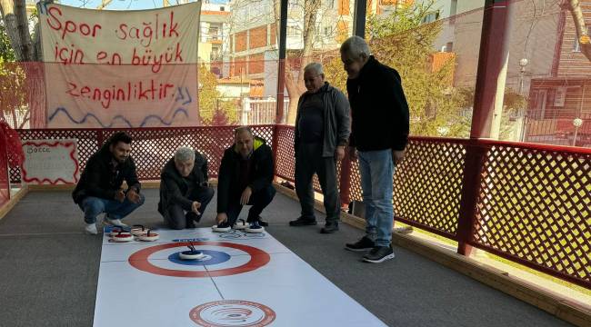 Turgutlu Huzurevinde “Floor Curling” Heyecanı
