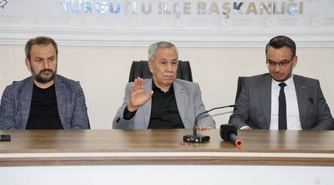 Bülent Arınç Turgutlu’da partililer ve Yunus Oğan ile buluştu