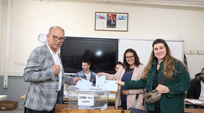 Çetin Akın Oyunu Kullandı