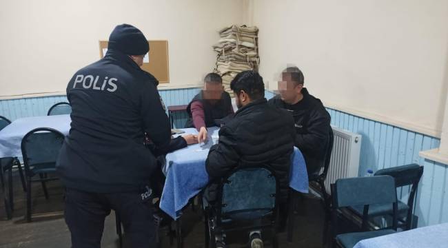 Manisa’da Güven ve Huzur Uygulamasında 4 Kişi Yakalandı