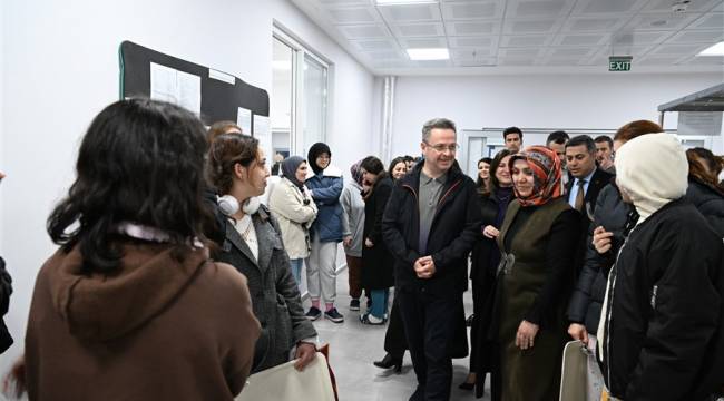 Vali Enver Ünlü Öğrencilerle İftar Programında Bir Araya Geldi