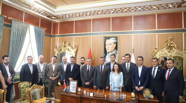 Başkan Akın, CHP Genel Başkanı Özgür Özel’in Manisa Programına katıldı