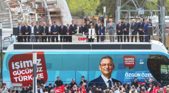 CHP Genel Başkanı Özgür Özel Manisa’da