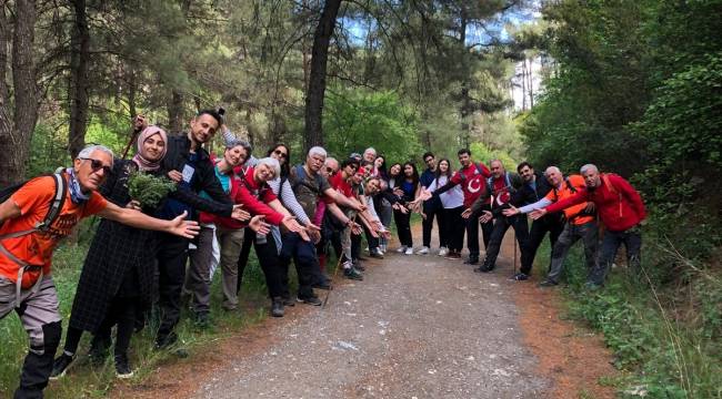 TURBELDAK Ekibi 23 Nisan’a Özel Yürüyüş Gerçekleştirdi