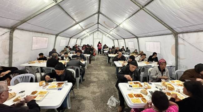 Türk Kızılay Manisa Şubesi, Ramazan Ayı Boyunca Gönüllere Dokundu