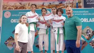 YUNUSEMRELİ SPORCULAR TAEKWONDO VE JUDODA MANİSA'NIN GURURU OLDU