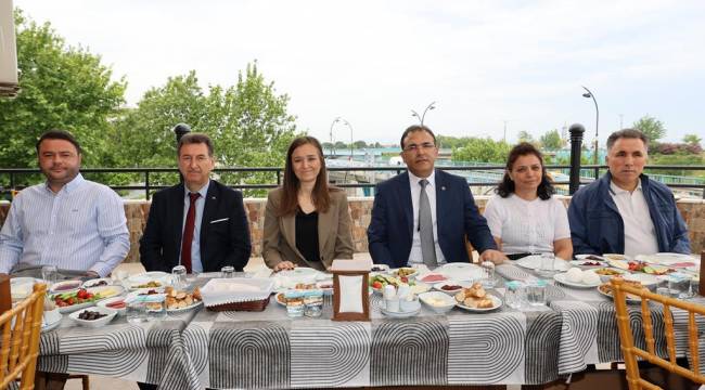 Başkan Durbay Tanışma Kahvaltısına Katıldı