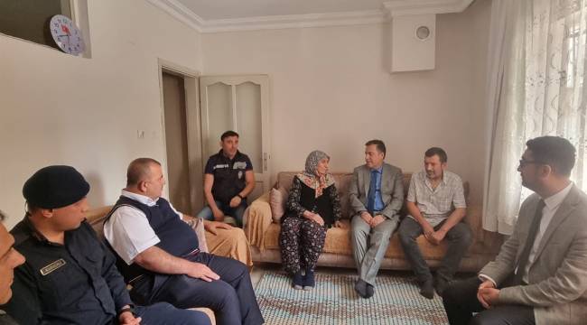 Kaymakam Kapankaya Şehit Annelerinin Anneler Gününü Kutladı