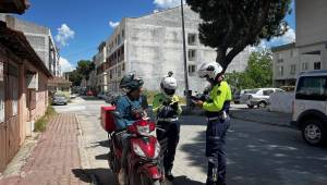 Manisa’da Tescilsiz 17 Motosiklet Yakalandı