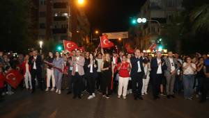 Turgutlu'da 19 Mayıs'a Özel Fener Alayı Düzenlendi