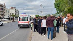 Turgutlu'da Motosikletin Çarptığı 2 Kişi Yaralandı