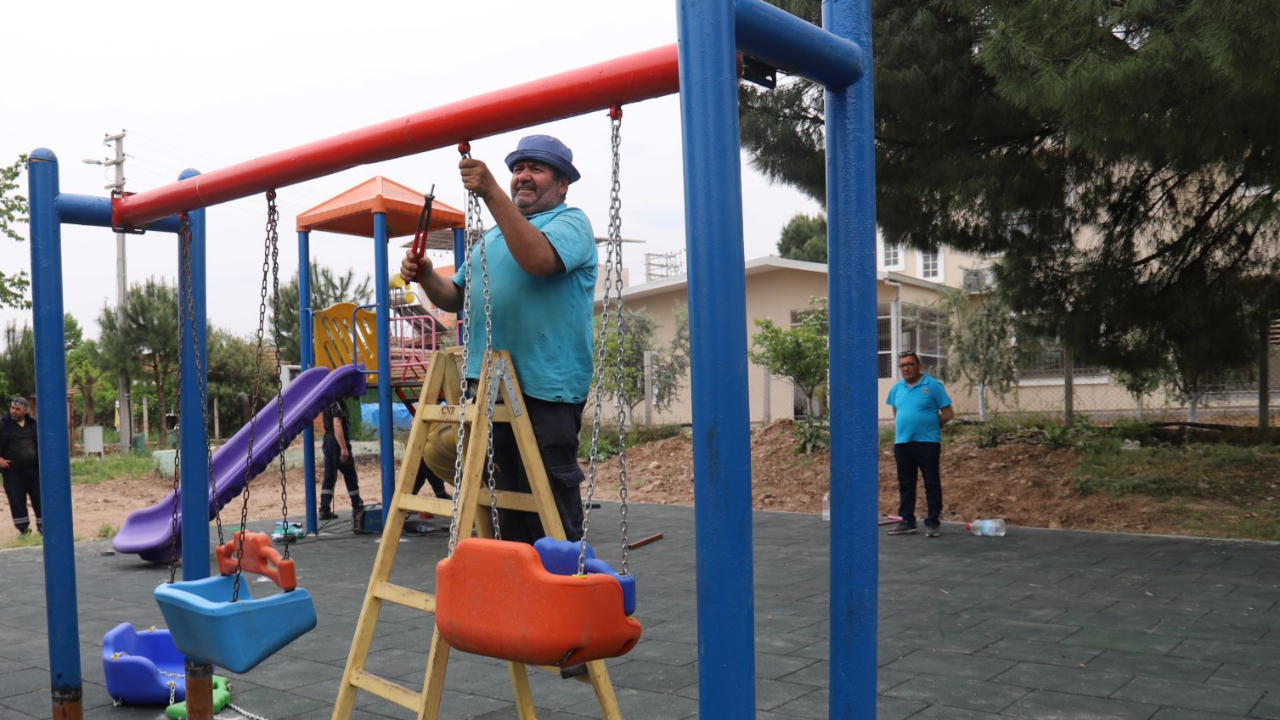 Turgutlu Belediyesi Park ve Bahçeler Müdürlüğünden Kente Estetik Dokunuş