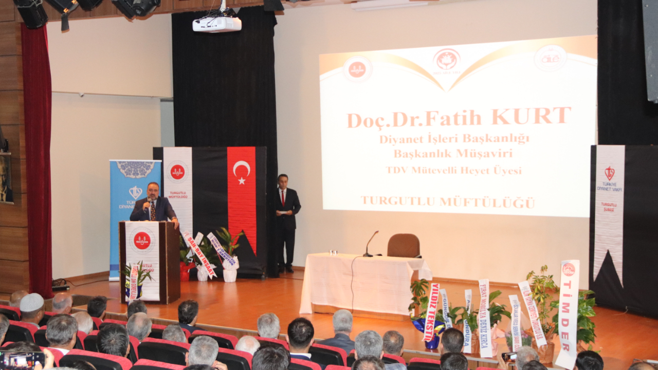 Turgutlu’da “Ailede Çözüm Becerileri” Konferansı Düzenlendi