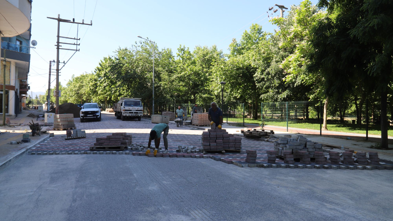 Turgutlu’nun Yolları Yenileniyor