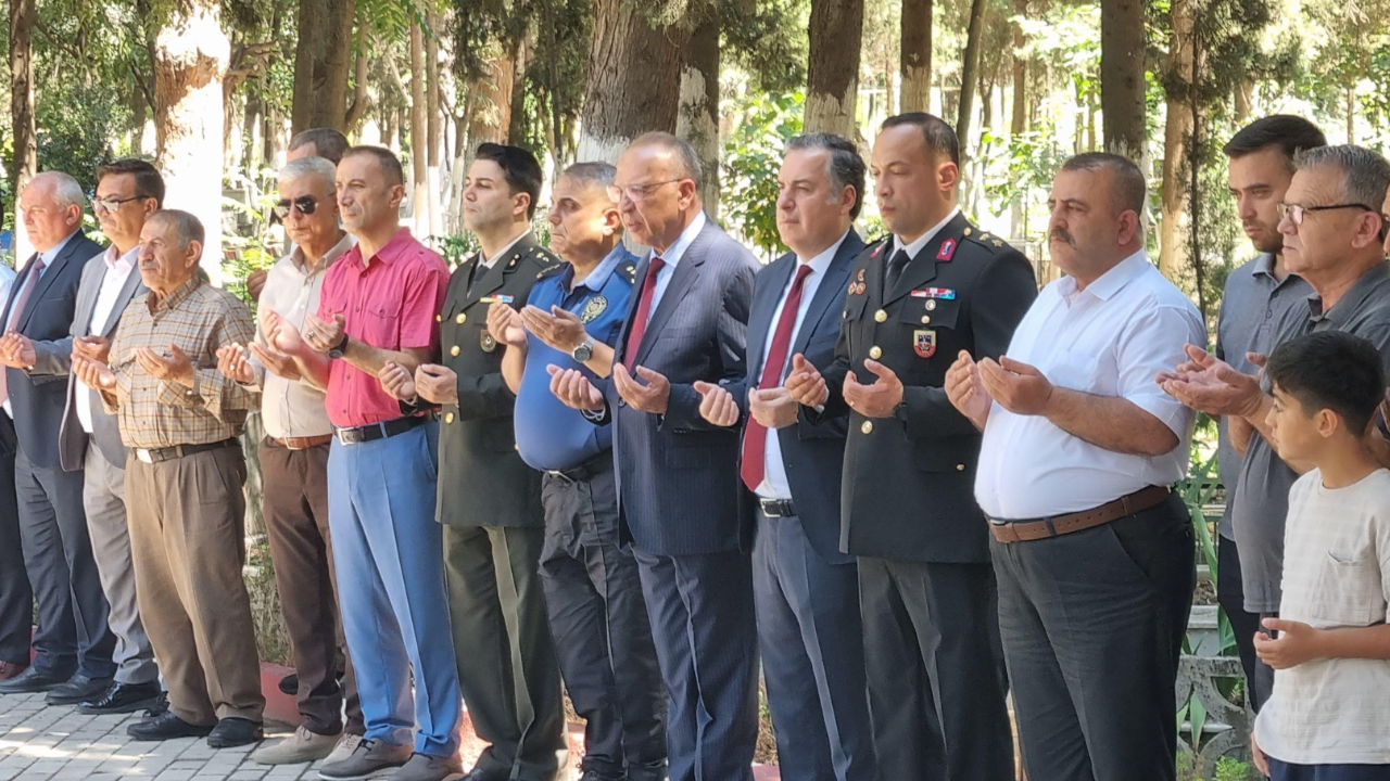 Turgutlu’da Kurban Bayramı Arefesinde Şehitlik Ziyareti