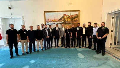 AK Parti Grup Başkanvekili Yenişehirlioğlu, Manisa Heyetini TBMM’de Ağırladı